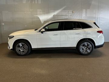 Mercedes-Benz GLC 300e 4 Matic AMG STYLING-PANORAMADAK-MEMORY-TREKHAAK-CAMERA-ZEER 