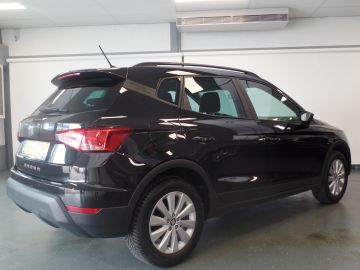 Seat Arona 1.0 TSI Style Business Intense, Apple carplay, Clima controle, El