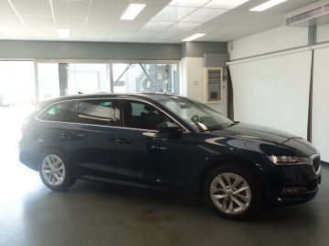 Škoda Octavia Combi 1.0 TSI Business Edition Plus, Lm velgen 17'', Clima contro