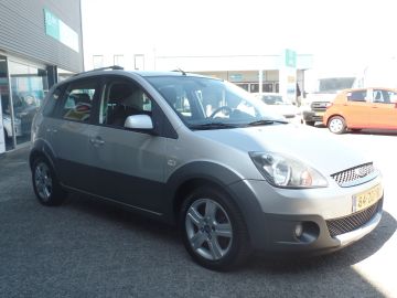 Ford Fiesta 1.4-16V Crossroad Airco, Elek ramen, Lm velgen, 15'', Dak-rails- 