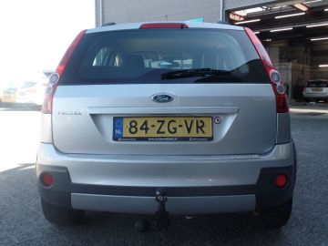 Ford Fiesta 1.4-16V Crossroad Airco, Elek ramen, Lm velgen, 15'', Dak-rails- 