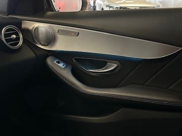 Mercedes-Benz C-Klasse 180 AMG STYLING-PANORAMA-BURMESTER-SFEER-COMPLEET