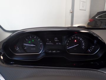 Peugeot 208 1.2 PureTech Signature, Dealer onderhouden, Navigatie, Cruise con