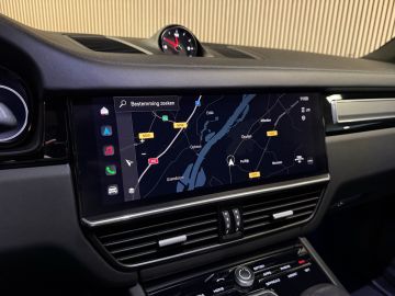 Porsche Cayenne Coupé 3.0 E-Hybrid Sport Design Platinum Edition-HEAD UP-SOUND-LU