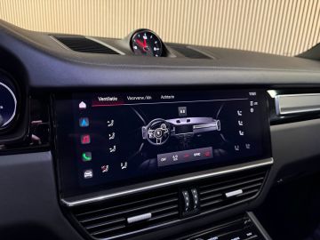 Porsche Cayenne Coupé 3.0 E-Hybrid Sport Design Platinum Edition-HEAD UP-SOUND-LU