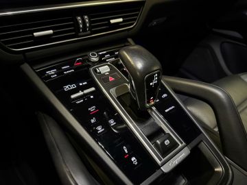 Porsche Cayenne Coupé 3.0 E-Hybrid Sport Design Platinum Edition-HEAD UP-SOUND-LU