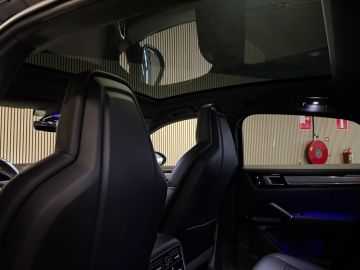 Porsche Cayenne Coupé 3.0 E-Hybrid Sport Design Platinum Edition-HEAD UP-SOUND-LU
