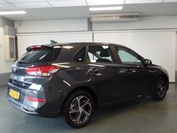 Hyundai I30 1.0 T-GDi MHEV Comfort Smart hybride, Navigatie, Achteruitrijcame
