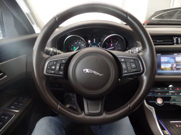 Jaguar XF 3.0d Portfolio 300pk!!, Full options, Nederlandse auto, Uniek 136