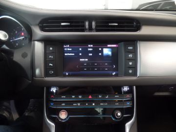 Jaguar XF 3.0d Portfolio 300pk!!, Full options, Nederlandse auto, Uniek 136