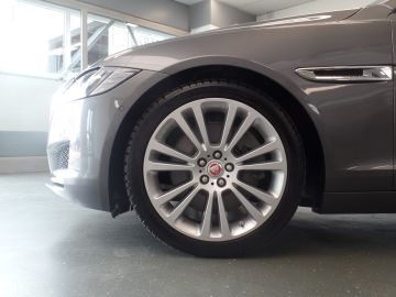 Jaguar XF 3.0d Portfolio 300pk!!, Full options, Nederlandse auto, Uniek 136
