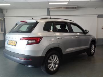 Škoda Karoq 1.5 TSI ACT Business Edition Plus Automaat, 1500kg trekgewicht, N