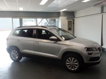 Škoda Karoq 1.5 TSI ACT Business Edition Plus Automaat, 1500kg trekgewicht, N
