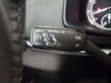Škoda Karoq 1.5 TSI ACT Business Edition Plus Automaat, 1500kg trekgewicht, N