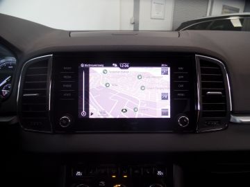 Škoda Karoq 1.5 TSI ACT Business Edition Plus Automaat, 1500kg trekgewicht, N