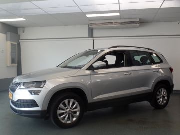 Škoda Karoq 1.5 TSI ACT Business Edition Plus Automaat, 1500kg trekgewicht, N