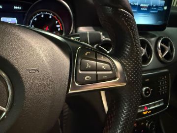 Mercedes-Benz CLA Shooting Brake 180 AMG STYLING-CAMERA-TREKHAAK-SFEER-COMPLEET