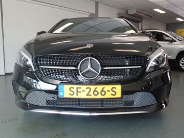 Mercedes-Benz A-Klasse 180 Business Solution Navigatie, Achteruitrijcamera, Pdc V/A,Spor