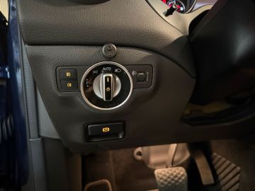 Mercedes-Benz GLA 250 Urban-PANORAMA-MEMORY-360 CAMERA-TREKHAAK-COMPL.