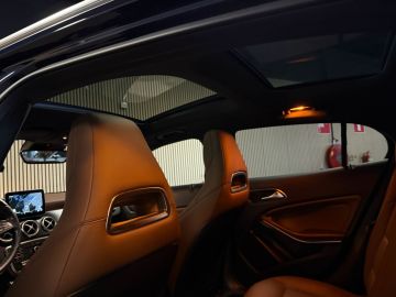 Mercedes-Benz GLA 250 Urban-PANORAMA-MEMORY-360 CAMERA-TREKHAAK-COMPL.
