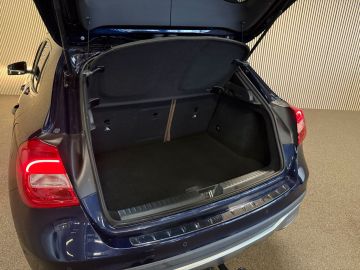 Mercedes-Benz GLA 250 Urban-PANORAMA-MEMORY-360 CAMERA-TREKHAAK-COMPL.