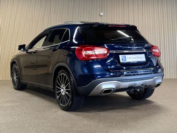 Mercedes-Benz GLA 250 Urban-PANORAMA-MEMORY-360 CAMERA-TREKHAAK-COMPL.