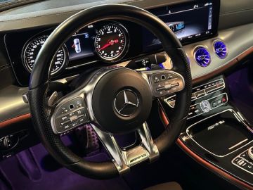 Mercedes-Benz E-Klasse Coupé 300 AMG STYLING-PANORAMA-NIGHT-CAMERA-TREKHAAK-COMPLEET