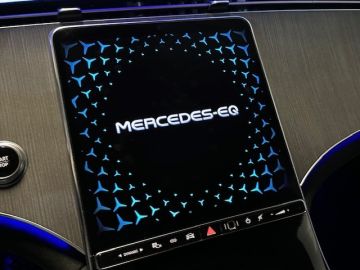 Mercedes-Benz EQE 300 AMG STYLING-5 JAAR GARANTIE-MEMORY-KEYLESS-MEMORY-TREKHAAK-SO
