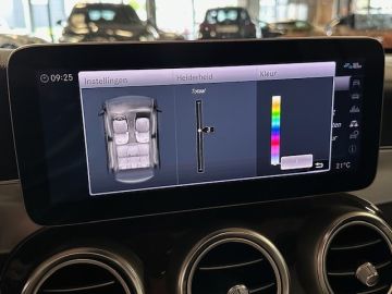 Mercedes-Benz C-Klasse Cabrio 200 AMG Styling-AIRSCARF-DISTRONIC-RONDOM CAMERA-NIGHT PAK