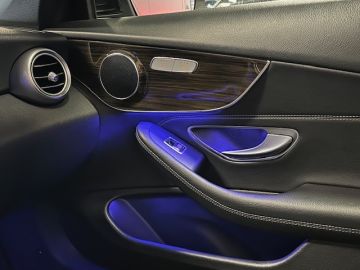 Mercedes-Benz C-Klasse Cabrio 200 AMG Styling-AIRSCARF-DISTRONIC-RONDOM CAMERA-NIGHT PAK