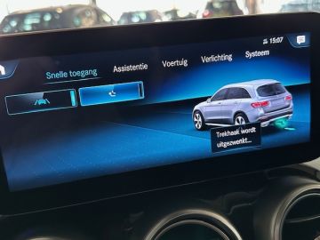 Mercedes-Benz GLC 300e 4 Matic Luxury-PANORAMA-360 CAMERA-TREKHAAK-DODEHOEK-COMPLEE