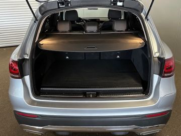 Mercedes-Benz GLC 300e 4 Matic Luxury-PANORAMA-360 CAMERA-TREKHAAK-DODEHOEK-COMPLEE