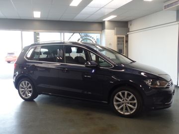 Volkswagen Golf Sportsvan 1.2 TSI Highline Automaat, Navigatie, Achteruitrijc, Elek ramen/S