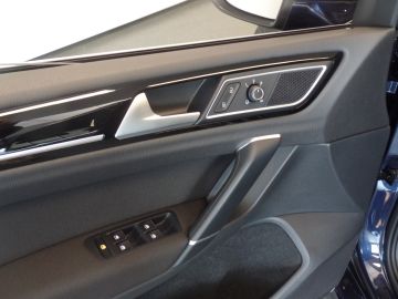 Volkswagen Golf Sportsvan 1.2 TSI Highline Automaat, Navigatie, Achteruitrijc, Elek ramen/S