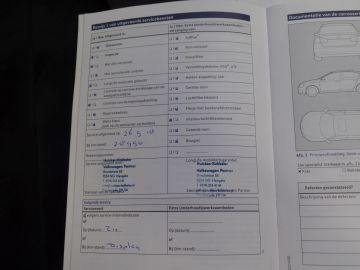Volkswagen Golf Sportsvan 1.2 TSI Highline Automaat, Navigatie, Achteruitrijc, Elek ramen/S