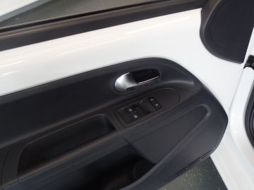 Volkswagen Up! 1.0 move up! BlueMotion Airco, Elek ramen, Pdc achter, Cruise con