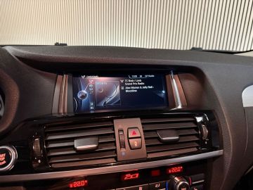 BMW X4 xDrive20i Executive-LEER-HEAD UP-TREKHAAK-SURROUND CAMERA-COMPLEE