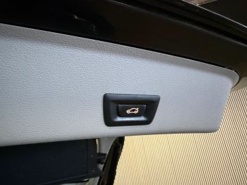 BMW X4 xDrive20i Executive-LEER-HEAD UP-TREKHAAK-SURROUND CAMERA-COMPLEE