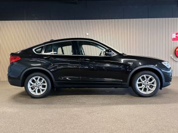 BMW X4 xDrive20i Executive-LEER-HEAD UP-TREKHAAK-SURROUND CAMERA-COMPLEE