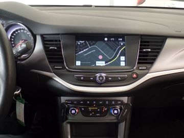 Opel Astra Sports Tourer 1.2 Business Edition 110pk Navigatie, Achteruitrijc