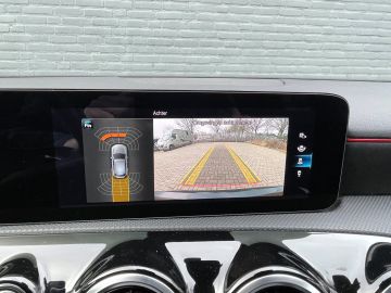 Mercedes-Benz A-Klasse 250 e AMG - Trekhaak - Accu garantie - MBUX Plus - Camera - Apple