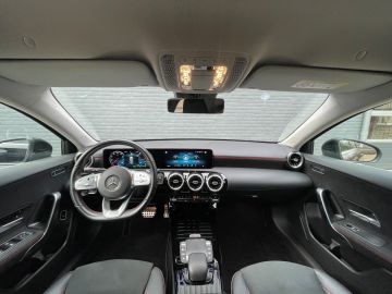 Mercedes-Benz A-Klasse 250 e AMG - Trekhaak - Accu garantie - MBUX Plus - Camera - Apple