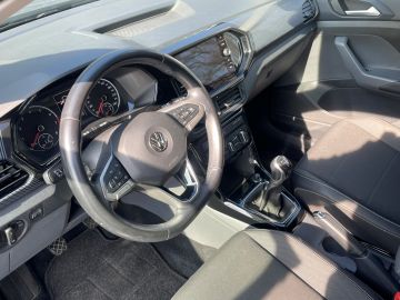 Volkswagen T-Cross 1.0 TSI Life - Dodehoekdetectie - Apple car play - Cruise control