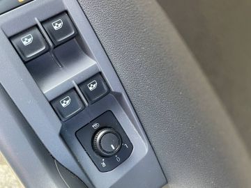 Volkswagen T-Cross 1.0 TSI Life - Dodehoekdetectie - Apple car play - Cruise control