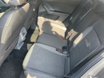 Volkswagen T-Cross 1.0 TSI Life - Dodehoekdetectie - Apple car play - Cruise control