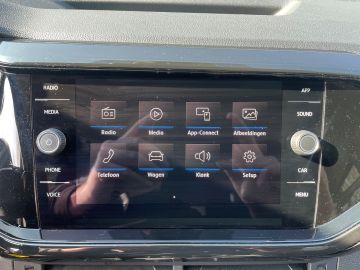 Volkswagen T-Cross 1.0 TSI Life - Dodehoekdetectie - Apple car play - Cruise control