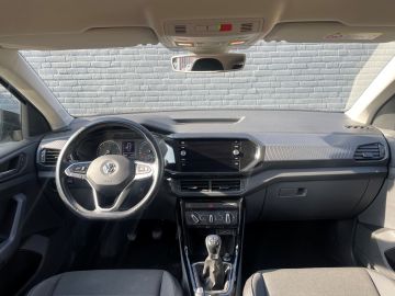 Volkswagen T-Cross 1.0 TSI Life - Dodehoekdetectie - Apple car play - Cruise control