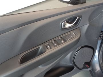 Renault Clio Estate 0.9 TCe Limited, Navigatie, Airco, Elek ramen/spiegels, Cr