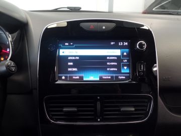 Renault Clio Estate 0.9 TCe Limited, Navigatie, Airco, Elek ramen/spiegels, Cr