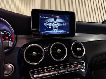 Mercedes-Benz GLC 250 4 Matic AMG STYLING-PANORAMA-DODEHOEK-SFEER-20 INCH MULTISPAA